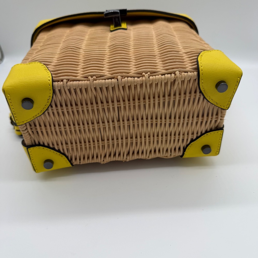 Botkier Lennox Lunchbox Wicker Crossbody Bag Yellow Leather Trim Woven Straw - Picture 4 of 10